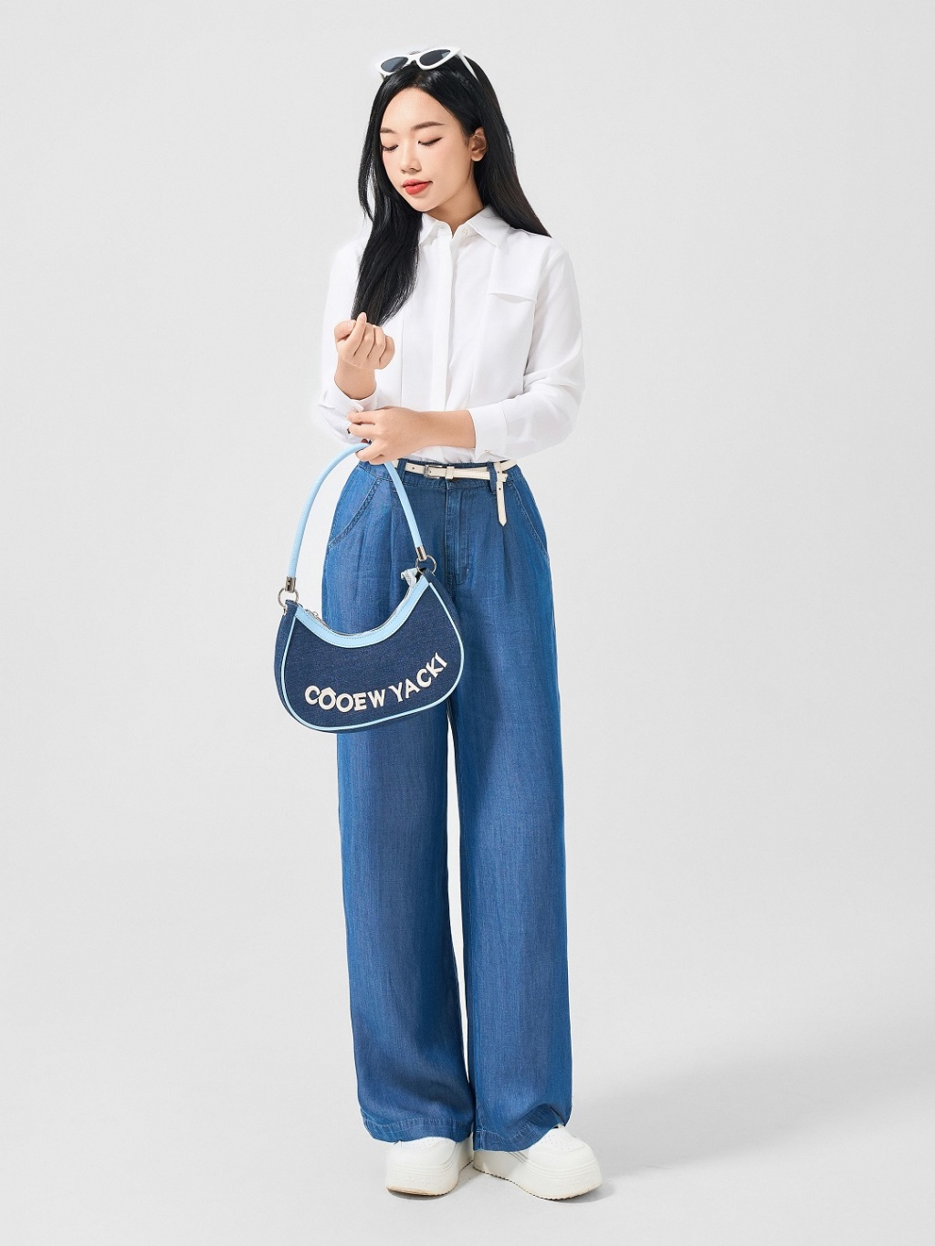 Quần Jean Nữ Giấy YODY chất liệu Tencel, dáng suông, có ciết ly, cạp chun  phía sau TRA - QJN7062