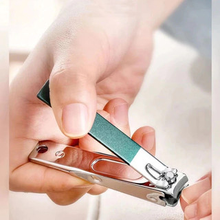 Bộ Bấm Móng Tay 6 Món Mutelove Đa Năng Cao Cấp Kèm Hộp Đựng