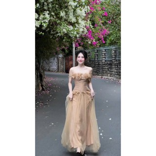 Đầm công chúa dạ hội chất tapta có mút mặc được hai kiểu trễ vai 2 dây đính bông hoa viền đá tùng váy lưới