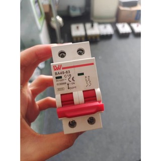 ÁT DC 1000V CB 1 chiều DC 1000V 16A 20A 32A  63A LW / SUNLIGHT / SOLARTEC bộ ngắt mạch 1 chiều