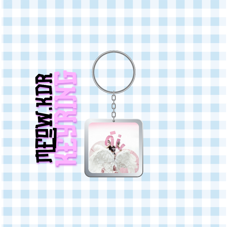 Móc khoá nhựa/Keyring ca sĩ Tlinh(Đọc mô tả để biết thêm thông tin)