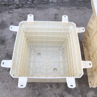 Khuôn đúc chậu vuông 70 chân liền mẫu mới, hoa văn tùng cúc trúc mai, chất liệu nhựa abs