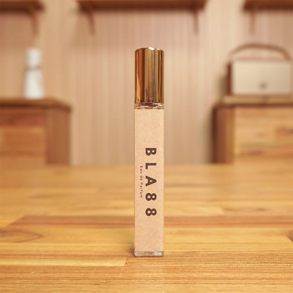 Nước hoa unisex BLA88 Hương thơm từ rư ợu rum, cà phê mang đến cảm giác huyền bí, quyến rũ và sang trọng - AURA PRIME
