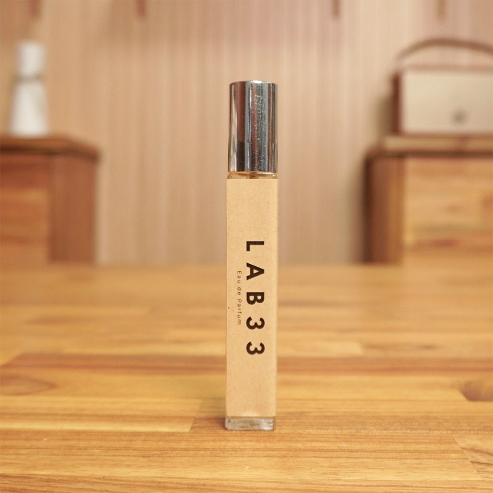 Nước Hoa Nam LAB33 của AURA PRIME - Hương gỗ gợi cảm, tinh tế, bí ẩn