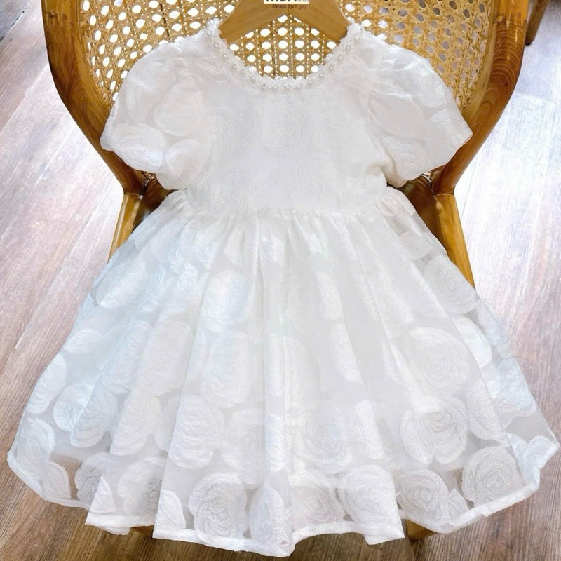 DL44 Váy công chúa cho bé diệu linh shop kids - váy thiết kế chất liệu gấm hoa màu trắng cho bé đi dự tiệc rất xinh