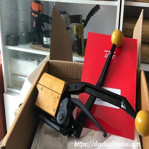 MÁY ĐÓNG ĐAI A333, DÙNG ĐÓNG ĐAI THÉP, NHANH CHÓNG, AN TOÀN, HIỆU QUẢ, GIÁ RẺ NHẤT