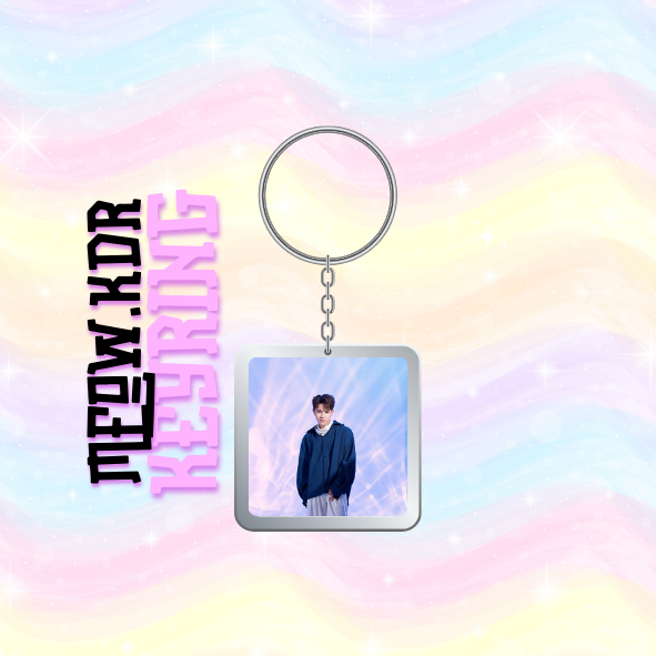 Móc khoá nhựa/Keyring ca sĩ Captain Boy (Đọc mô tả để biết thêm thông tin)