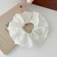 Dây cột tóc ren trắng phồng to scrunchies cỡ lớn sang trọng dễ thương