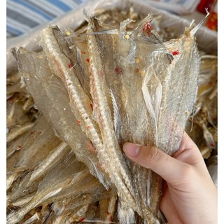 300Gram khô cá khoai xẻ đặc sản nức tiếng cà mau, khô cá khoai xẻ làm quà biếu sang trọng.