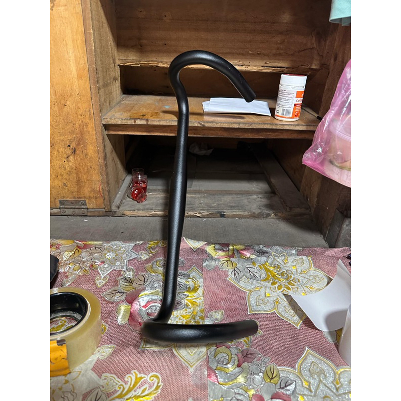 GHI ĐÔNG CONG XE ROAD 31.8 NHÔM ĐEN TÂM 42