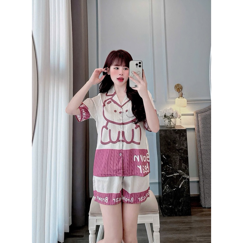 Gấu mới la tin đùi