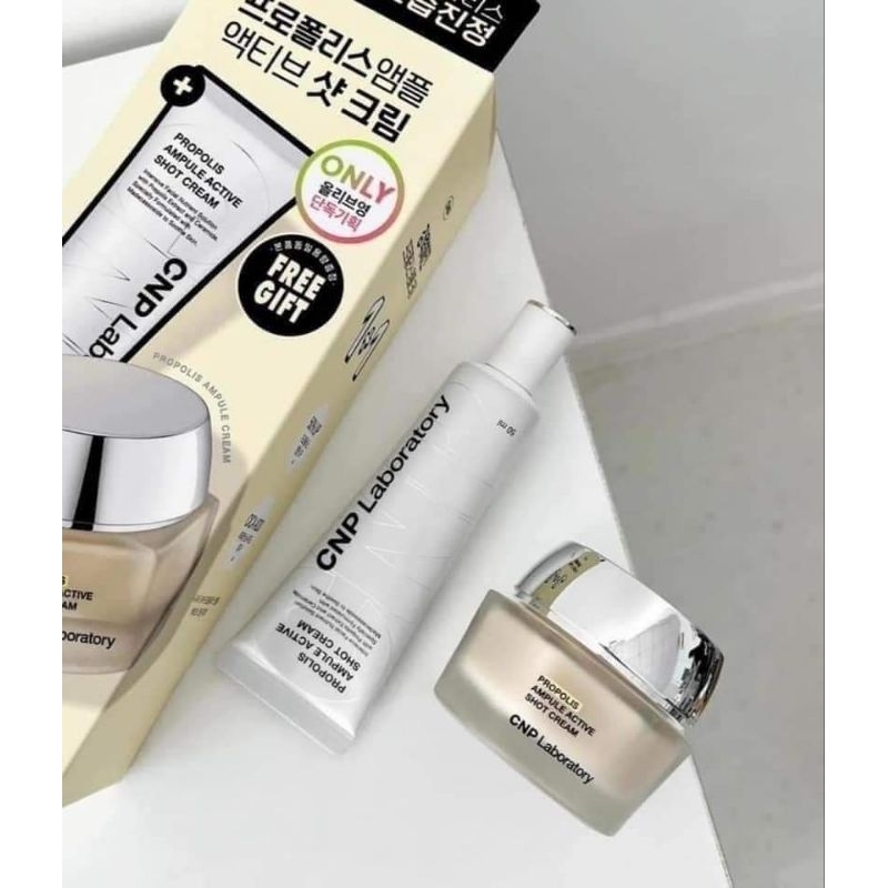 Kem Dưỡng Keo Ong Tái Tạo Phục Hồi Da CNP Laboratory Propolis Active Cream