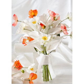 bó hoa cưới cầm tay cô dâu rum và poppy ceveria r2389