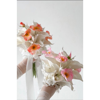 bó hoa cưới cầm tay cô dâu rum và poppy ceveria r2389