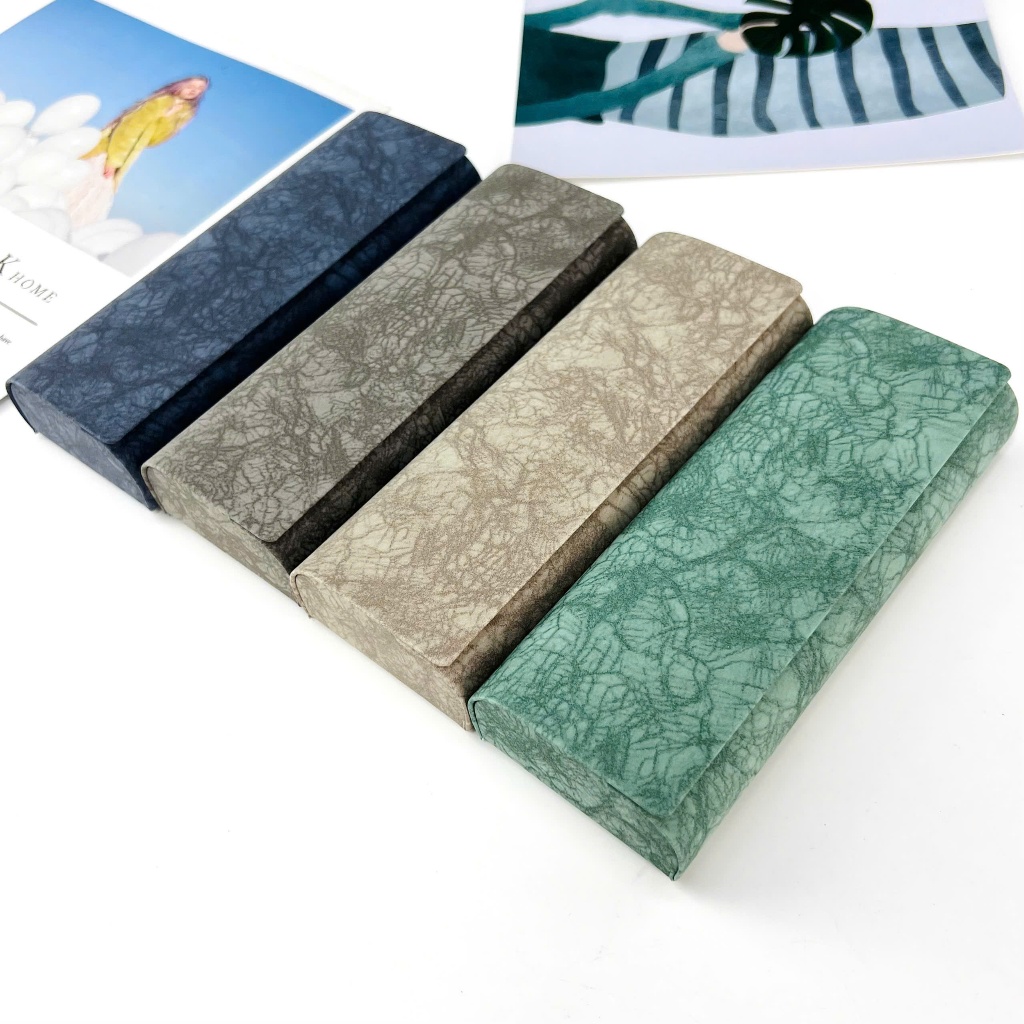 Hộp kính cận cao cấp có lót da bền đẹp chống thấm nước H03