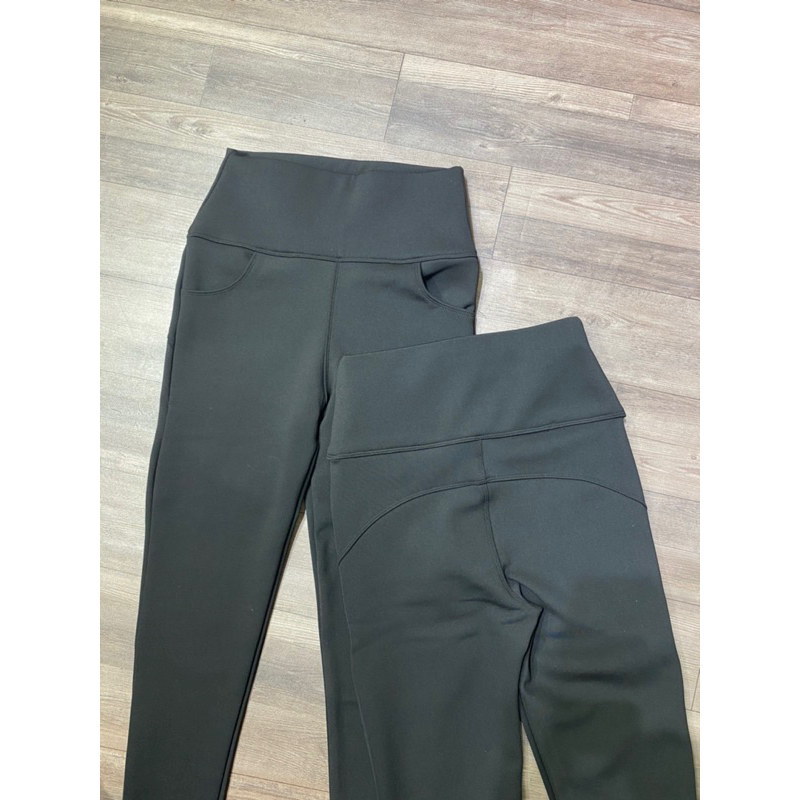 Quần Legging lót nỉ cạp cao túi trước,gân sau