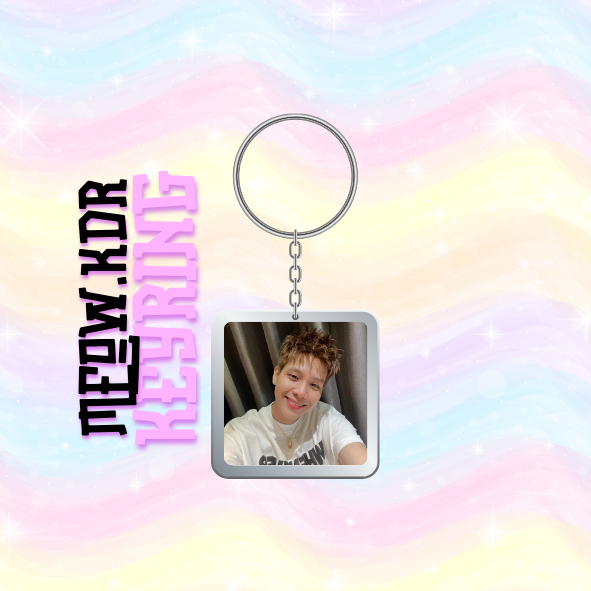 Móc khoá nhựa/Keyring ca sĩ Quân A.P (Đọc mô tả để biết thêm thông tin)