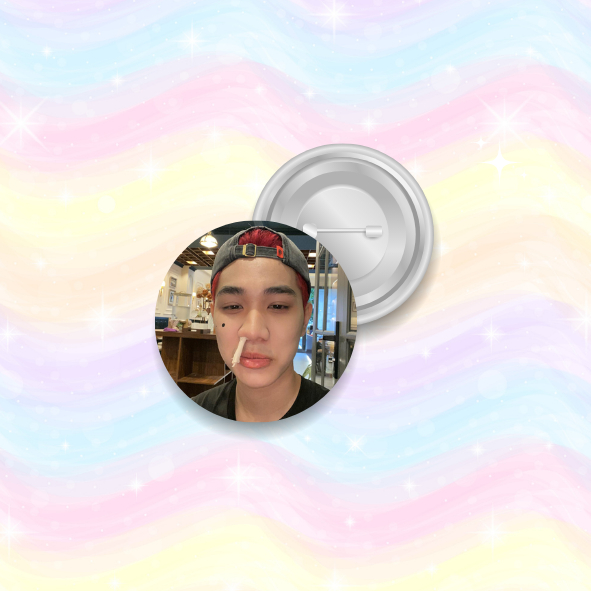 Huy hiệu cài áo/badge/pin album ca sĩ Captain Boy (đọc miêu tả)
