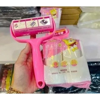 Cây lăn bụi quần áo tiện dụng