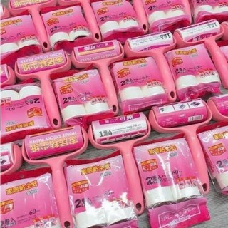 Cây lăn bụi quần áo tiện dụng