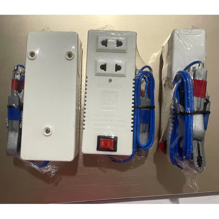 Sạc điện thoại 2 ổ cắm dùng bình xe máy, ô tô công suất dưới 40w