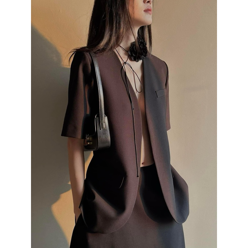 ÁO BLAZER NỮ NGẮN TAY KHÔNG CỔ KÈM CHÂN VÁY ĐEN CÔNG SỞ DÀI [MAY THEO SỐ ĐO]