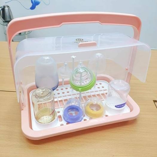 Khay úp bình sữa cho bé có quai sách và nắp đậy chống bụi bẩn và Cồn Trùng gây hại (mã 1361-1)