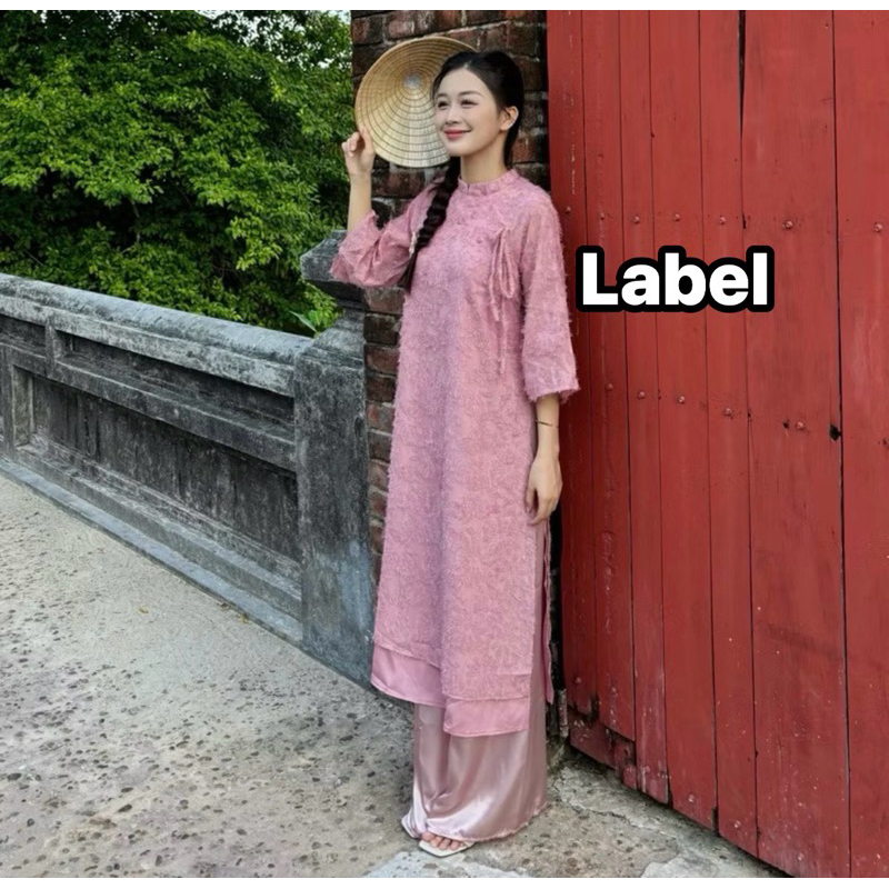 Áo dài cách tân hoa nổi nhiều màu, Yến phượng kèm quần lụa, lông vũ hoa tua rua (LABEL_STORE)