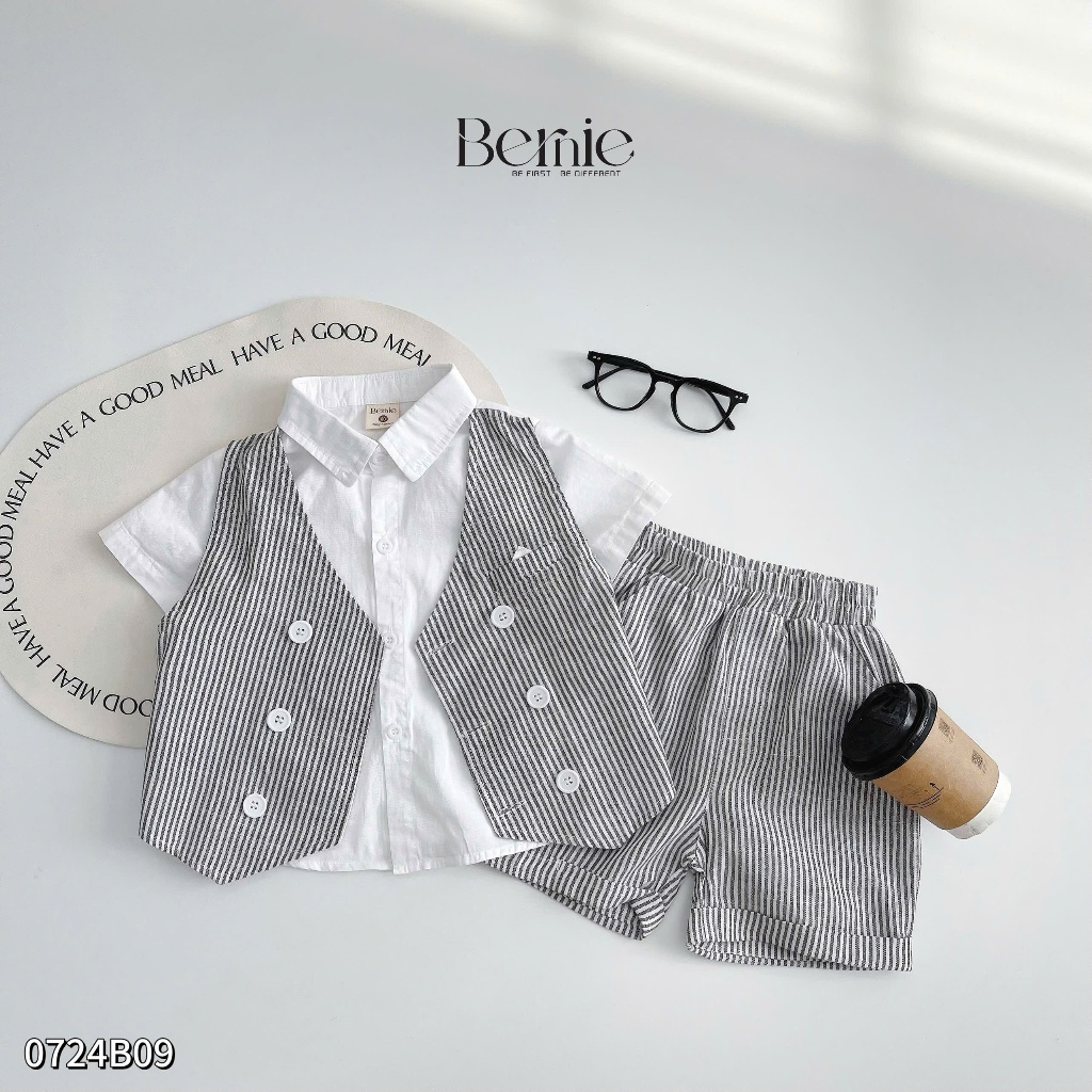 Set sơ mi phối gile kẻ cơi túi công tử, bộ công tủ bé trai phối gile liền sơ mi phong cách Hàn Quốc