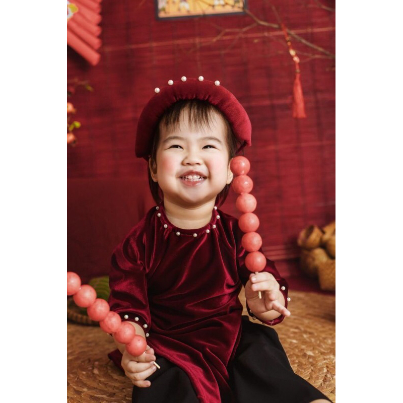 áo dài nhung đỏ dành cho bé từ 7 -35kg