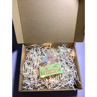 Hộp GIFT Sẵn Giấy-Mút-Đèn-Thiệp-Ruy Băng