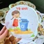 Bé học lễ giáo - trang trí lớp mầm non