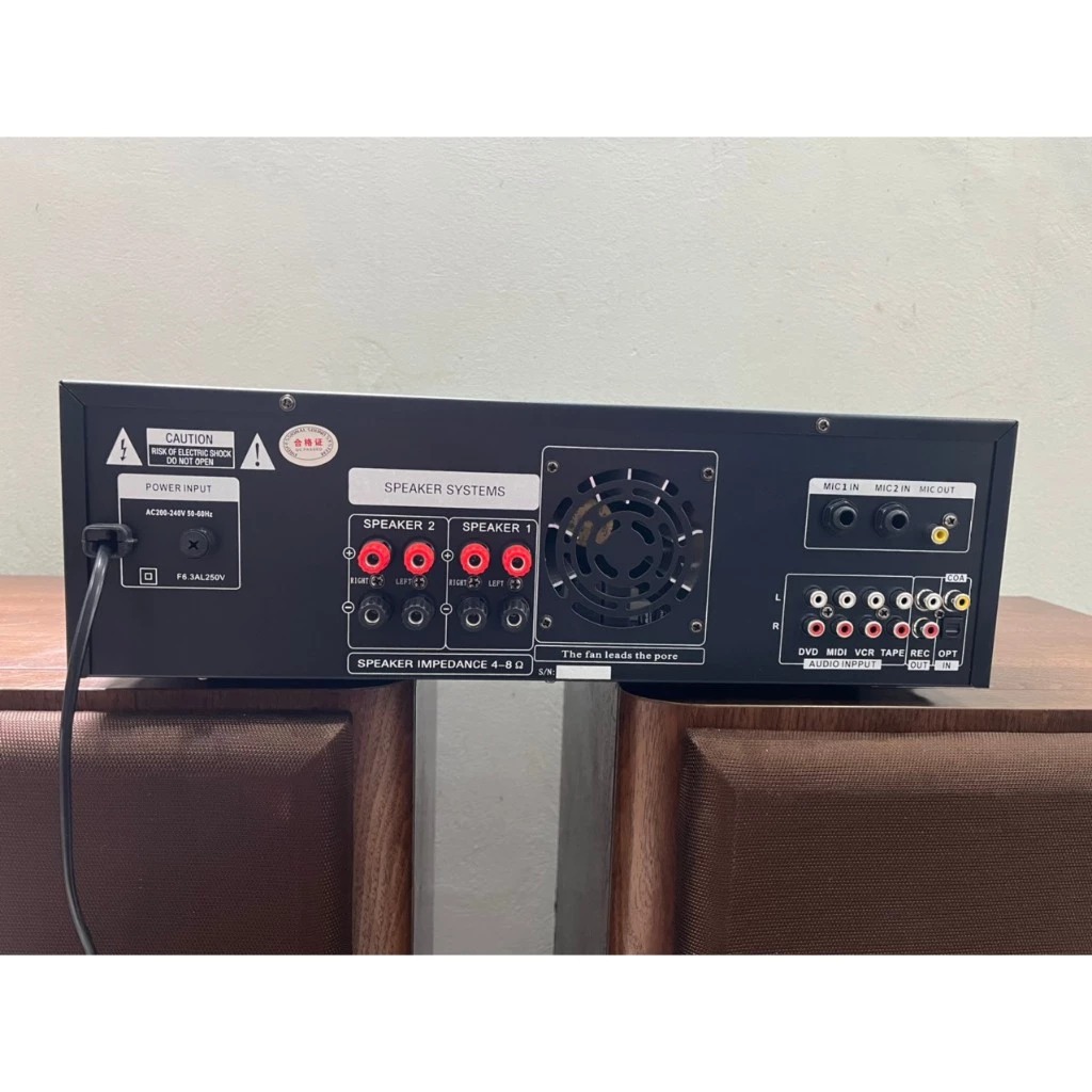 Đẩy liền vang karaoke Gunssi AV 1500 1000W - Âm ly karaoke gia đình công suất khủng, hát karaoke, nghe nhạc chất