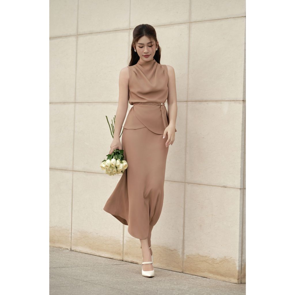 Vella Fashion set áo kiểu cổ đổ không tay và chân váy midi VA24096 VV24097 - BELLA Set