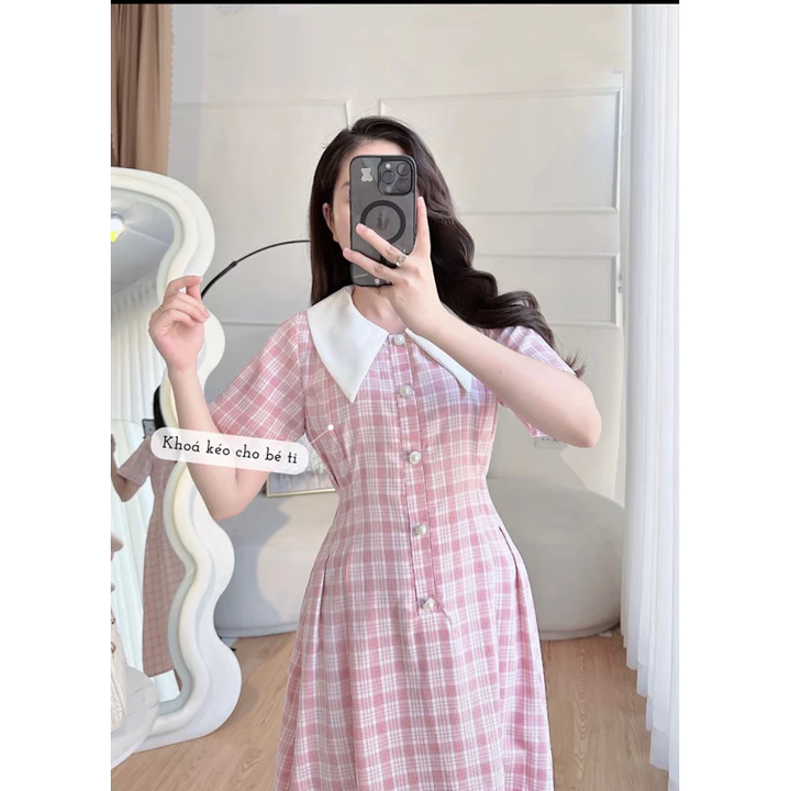 Váy cho con bú giấu bụng sau sinh OanhLTK Váy cho con ti kẻ hồng cổ trắng khóa dọc 2 bên 40-85kg