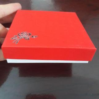 Hộp đựng vòng tay chất liệu giấy cao cấp - sang trọng đẳng cấp