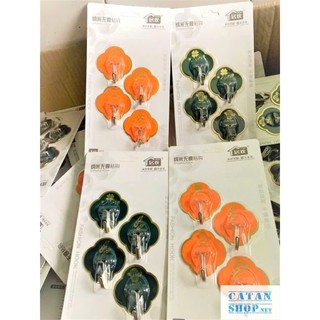 VỈ 4 MÓC HOA MAI XANH CAM - Vỉ 4 Móc Dán Tường Siêu Dính Hình Hoa 4 Cánh Màu Sắc Sặc Sỡ Treo Đồ: MOCDANTUONG62