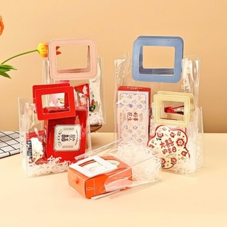 Túi Trong Suốt Đựng Quà Kèm Hoa, Túi Đựng Quà Kèm Nơ, Túi Quà Tay Cầm PVC Trong Suốt Sang Trọng, Vân Thỏ Beauty