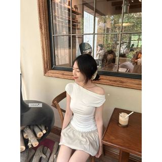 𝐁𝐞𝐭𝐭𝐲 𝐓𝐨𝐩 - Áo thun kiểu nữ lệch vai trái (TẶNG KÈM DÂY) nhiennhienvintage NAT00011