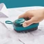 Bàn chải giặt đồ có ngăn đựng xà phòng tẩy rửa và nút nhấn tiện lợi, BÀN CHẢI CÓ NGĂN ĐỰNG NƯỚC GIẶT: BANCHAIDANANG3