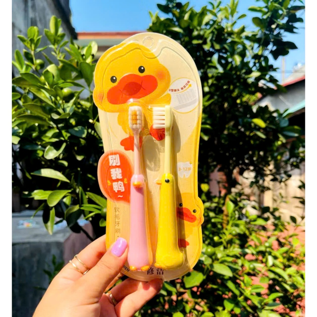 SET 2 BÀN CHẢI ĐÁNH RĂNG VỊT CHO BÉ,  Set 2 bàn chải dánh răng VỊT cho bé - mix màu - BANCHAICHOBE4