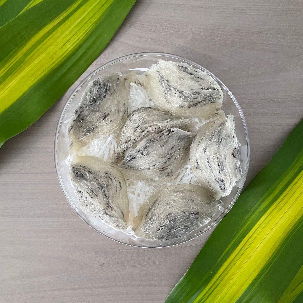 ツバメの巣 Tổ yến thô 50g 2点燕の巣 Tổ yến thô ツバメの巣 Tổ yến thô 50g TỔ