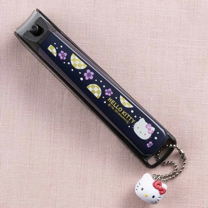 Bấm Móng Tay Hello Kitty Kai 08761 KK2535 Thép Không Gỉ (Size M)