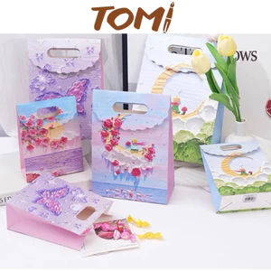 Túi Giấy Đựng Quà Tặng Nắp Gập TOMI Hoạ Tiết Phong Cảnh Dễ Thương 088A