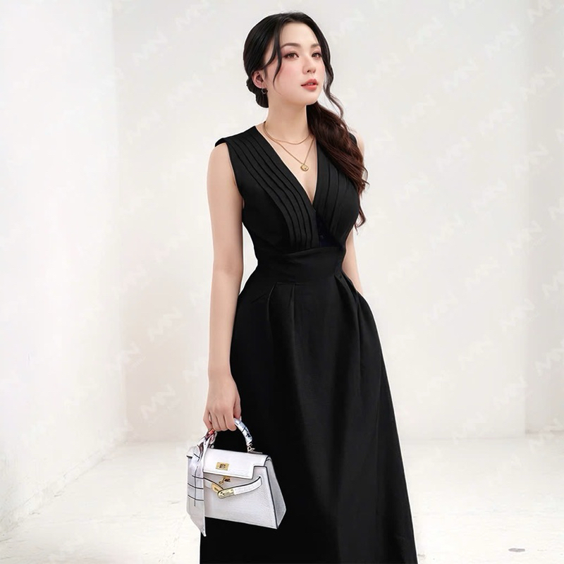 Ảnh Đầm dự tiệc MINA dáng xoè midi cổ chữ V xếp ly ngực sát nách màu đen sang trọng quyến rũ xinh đẹp MN182 3
