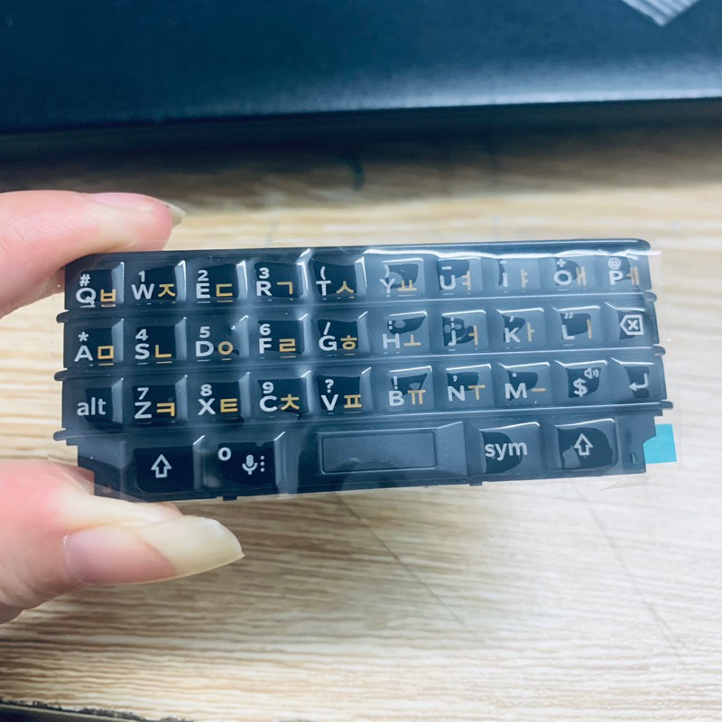 BÀN PHÍM ĐIỆN THOẠI BALCKBERRY KEYONE ZIN NEW