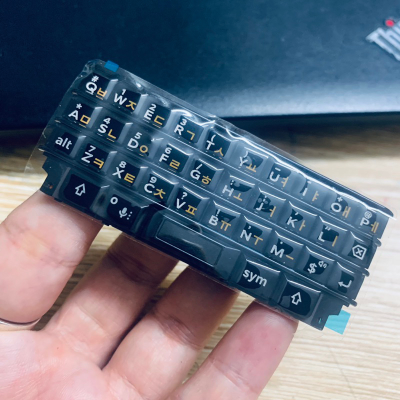 BÀN PHÍM ĐIỆN THOẠI BALCKBERRY KEYONE ZIN NEW
