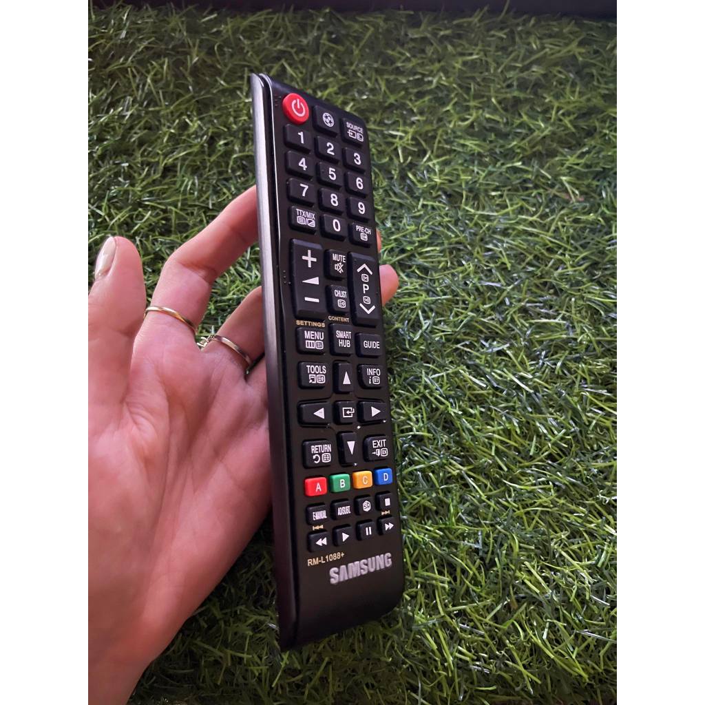 tay điều khiển remote từ xa tivi samsung ngắn RM-L1088+ (Có lô gô samsung) Hàng thường-kèm pin