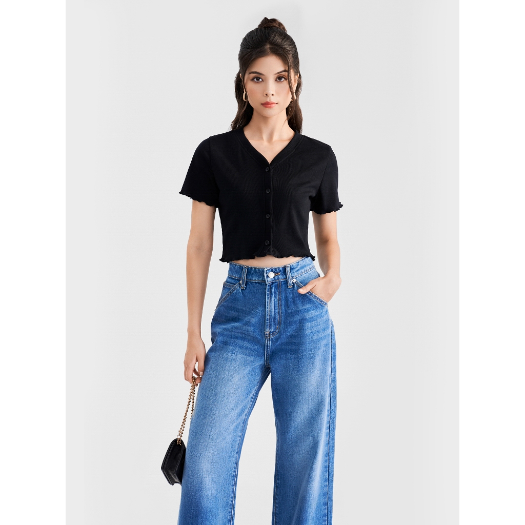 Ảnh Áo thun crop MARC FASHION tay ngắn cổ V cài nút - CBNT033523 4