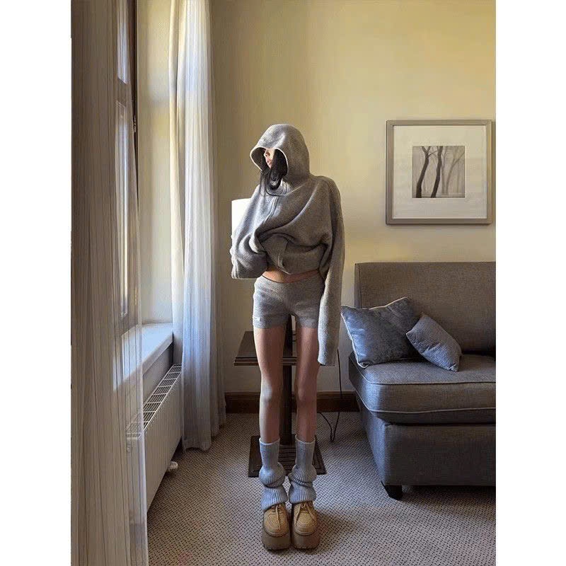 (sẵn)Set bộ áo HOODIE ZIP kết hợp quần short ngắn chất len dày dặn màu ghi xám phong cách năng động SB001 - Tiktik